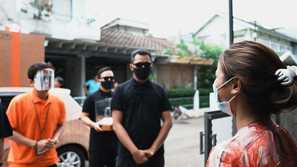 Viral, Pengantaran Paket Istimewa Program Kampanye Pos Indonesia