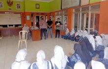 Polsek Kasokandel, Terus Himbau Cegah Covid-19 di Kelulusan Sekolah Terapkan Prokes