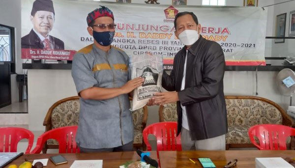 DPRD Jabar, Segera Perhatikan Insfratruktur Wisata Religi Desa Cirebon Girang