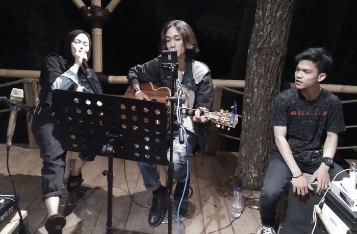 Program “Hideung Bodas” Live Musik, Sambil Sosialisasi Prokes Dengan 5 M