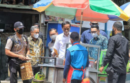 Masyarakat Bandung Antusias Sambut Kehadiran Presiden Jokowi