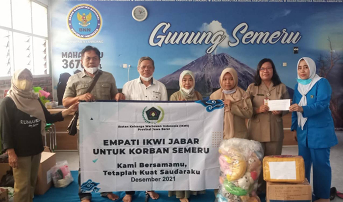 IKWI Jabar Sumbang Peralatan Trauma Healing Anak Korban Semeru
