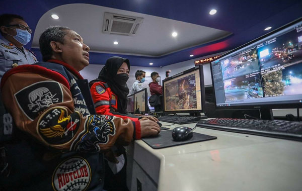 Malam Tahun Baru Yana Pantau Bandung Aman dan Kondusif