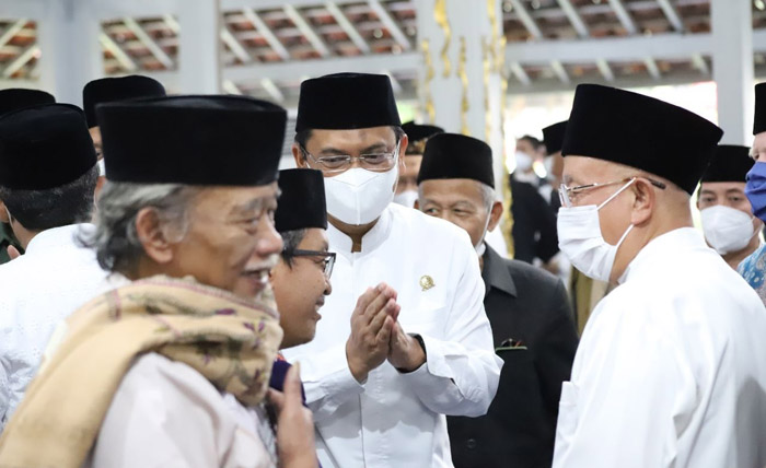 Ketua DPRD Hadiri, Silaturahmi Ulama dan Umaro Sambut Idul Fitri