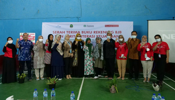 Majukan Komunitas Petani Kopi, bank bjb Gelar Literasi Keuangan