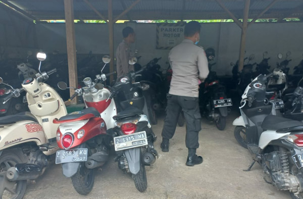 Polsek Mangkubumi, Berikan Himbauan Berlalulintas dan Tertibkan Knalpot Bising