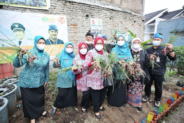 Hadirkan Berbagai Inovasi, Yunimar Optimis PKK Kelurahan Karasak Raih Juara