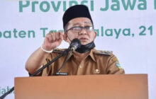 Bagikan Produk dan Benih Hortikultura: Bupati Tasik Maksimalkan Lahan Pertanian