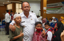 Pemkot Cimahi Berikan Bantuan SPP dan PBS ke Siswa SD SMP