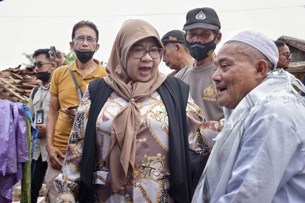 Setwan DPRD Jabar, Berikan Bantuan Sembako Warga Terdampak Gempa Cianjur