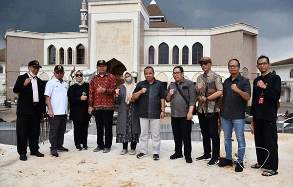 Anggota DPRD Jabar  :  Alun – Alun Karawang di Harapkan Selesai 2023