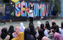Tedy Rusmawan Dukung Siswa Siswi Bandung Ikuti Pesantren Kilat