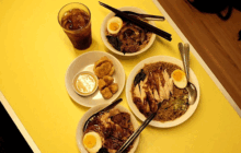 Ton Kedai, Hadirkan Perpaduan Nasi Godog dan Ramen dari Chef Besar