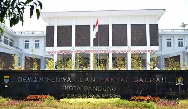 Ketua Komisi B DPRD, Ajak Warga Ramaikan Pasar Kreatif Kota Bandung 2023