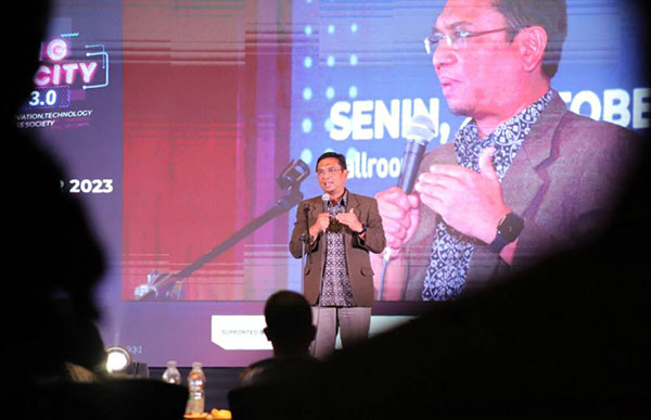 Ketua DPRD : Aplikasi Bandung Sadayana, Layanan Publik Makin Cepat
