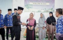 Bupati Ciamis Herdiat, Serahkan 492 Sertifikat Tanah Kepada Masyarakat