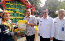 Ketua DPRD Tedy Rusmawan Monitoring Operasi Pasar Beras Medium