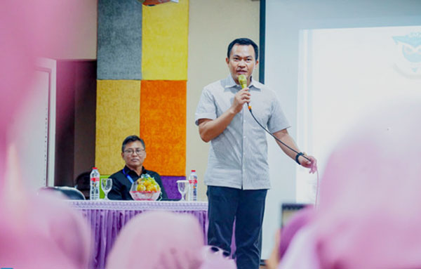 Kadisdik Jabar, Lakukan Monitoring ke SMAN 1 dan SMAN 2 Cirebon