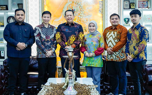Ketua MPR RI Bamsoet Ajak Generasi Muda Wujudkan Visi Indonesia Emas 2045