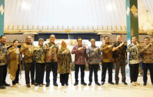 Pos Indonesia Dukung Peluncuran Prangko Seri Penanda Kota Buk Renteng Di Acara HUT ke-108 Sleman