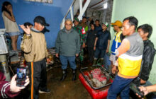 Gerak Cepat, Wali Kota Bandung Tinjau Lokasi Banjir dan Siapkan Penanganan
