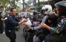 Hari ke 21 Ramadan PWI Pokja Kota Bandung, Tetap Konsisten Bagikan Takjil Gratis