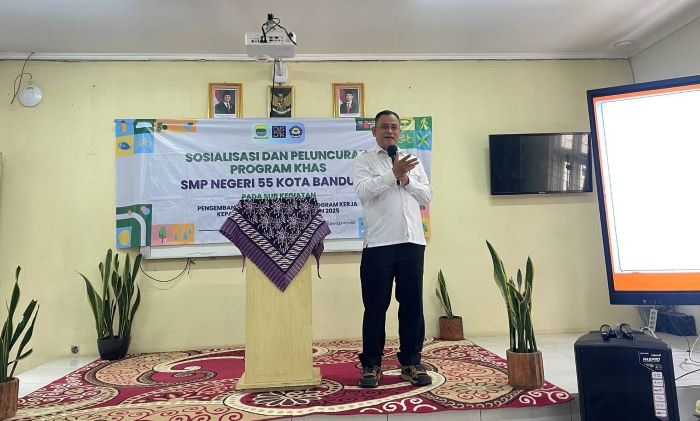 Hadirkan Program Khas Resik, Heri Hermawan Harapkan SMPN 55 Bandung Jadi Unggul Intelektual dan Karakter