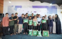 Peringati Hari Anak Nasional, BAZNAS Jabar Salurkan Bantuan Sembako dan Sedekah Gizi untuk Santri