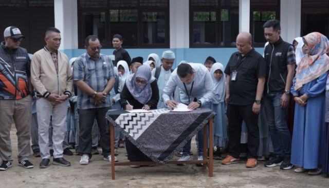 BRI Renovasi SDN Kebon Kai Girang