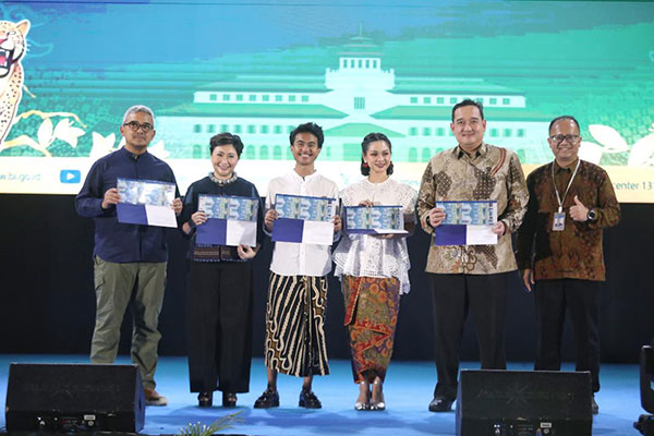 Wali Kota Bandung Ajak Generasi Muda Pahami Nilai dan Jati Diri Rupiah