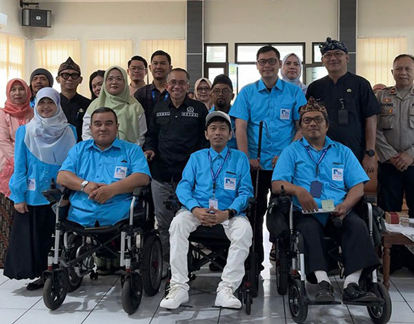 Ketua DPRD Kota Bandung Menghadiri Festival Hari Disabilitas Internasional Tahun 2025