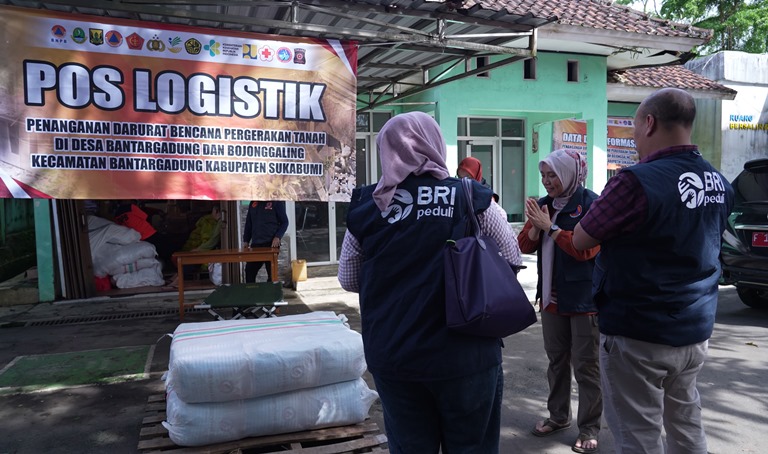 BRI Lakukan Asesmen Kebutuhan Pengungsi Korban Pergerakan Tanah di Bantargadung