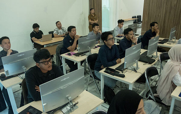 Disnaker Gelar Pelatihan AI, Perserta: Membuka Pengetahuan Baru