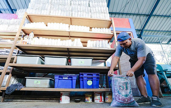 Strategi Penanganan Sampah: Angkut hingga Kamis, Akhir Pekan Fokus Pengolahan