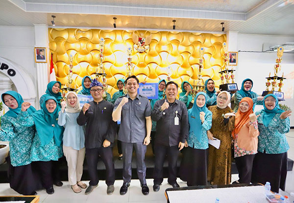 Wujudkan Generasi Sehat, Reza Panglima Ulung Apresiasi Lomba B2SA PKK Kecamatan Regol