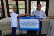 BRI Salurkan Bantuan Perlengkapan Ibadah Rp200 Juta untuk Warga Antapani