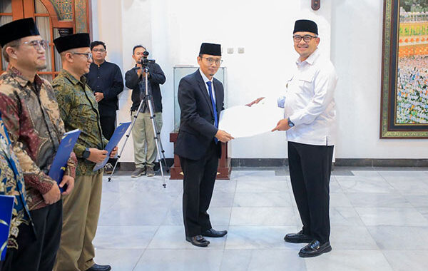 Farhan: Baznas Harus Jadi Garda Depan Mengurangi Ketimpangan Sosial di Kota Bandung