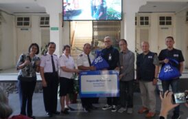 BRI Gandeng Gereja di Bandung Salurkan Ratusan Paket Sembako bagi Masyarakat Rentan