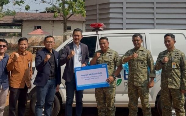 BRI Peduli Serahkan Ambulans untuk Wingdik 300/Teknik, Perkuat Layanan Kesehatan di Subang