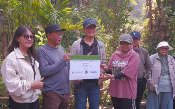 USB Jadi Kampus Pertama Donasikan 1.000 Pohon untuk Konservasi KBU