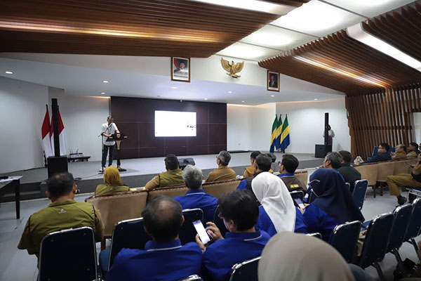 Pemkot Bandung Gandeng Warga Sukseskan Reaktivasi Bandara Husein