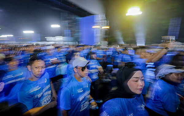 Pocari Sweat Run 2026 Hari Pertama, Ribuan Pelari Ramaikan Bandung Sejak Dini Hari