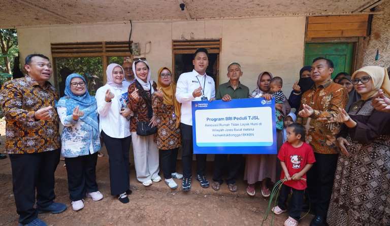 BRI Peduli Sentuh Akar Persoalan Stunting Lewat Perbaikan Hunian di Ciamis