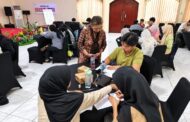 Bukan Sekadar Bantuan, Program Solusi Bangun Indonesia Pabrik Narogong Antarkan Pelajar hingga Perkuat Ekonomi Perempuan