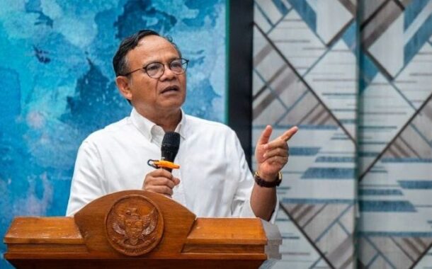 Dua Tahun Prabowo: Antara Negara Kuat dan Pemerintahan Efektif
