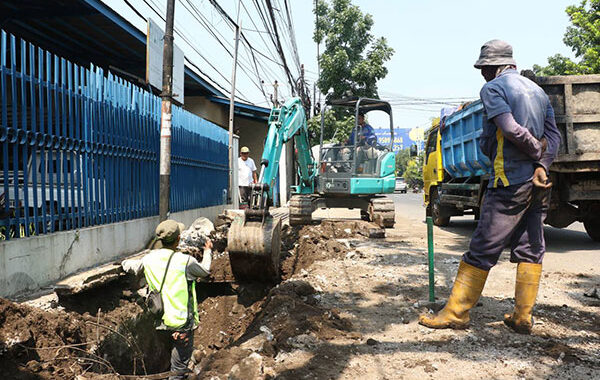 Pemkot Bandung Percepat Pengerjaan Drainase dan Trotoar Jelang Musim Hujan