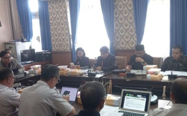 DPRD Kota Bandung Rampungkan Raperda Perseroda BPR, Bank Bandung Didorong Tingkatkan Layanan