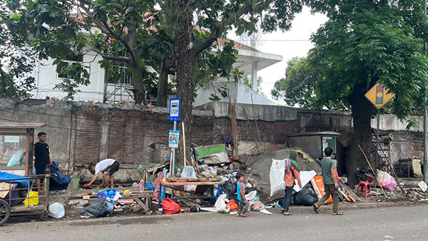 Pemkot Bandung Tetap Beri Ruang Pedagang Buku Cihapit Berjualan, Lapak Diarahkan Bongkar Pasang