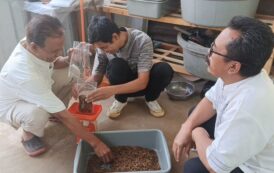 USB YPKP Libatkan Dosen dan Mahasiswa, Budidaya Maggot Jadi Solusi Sampah Organik di Padasuka